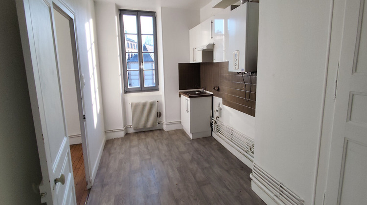 Ma-Cabane - Location Appartement AUBUSSON, 105 m²