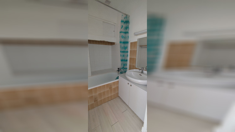 Ma-Cabane - Location Appartement AUBUSSON, 105 m²
