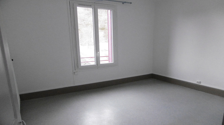 Ma-Cabane - Location Appartement AUBUSSON, 61 m²