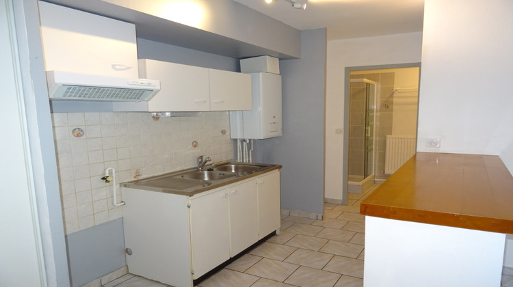 Ma-Cabane - Location Appartement AUNEAU, 33 m²