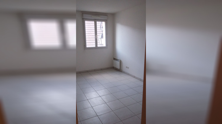 Ma-Cabane - Location Appartement AUNEAU, 49 m²