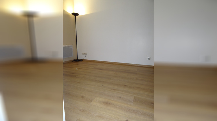 Ma-Cabane - Location Appartement AUNEAU, 30 m²