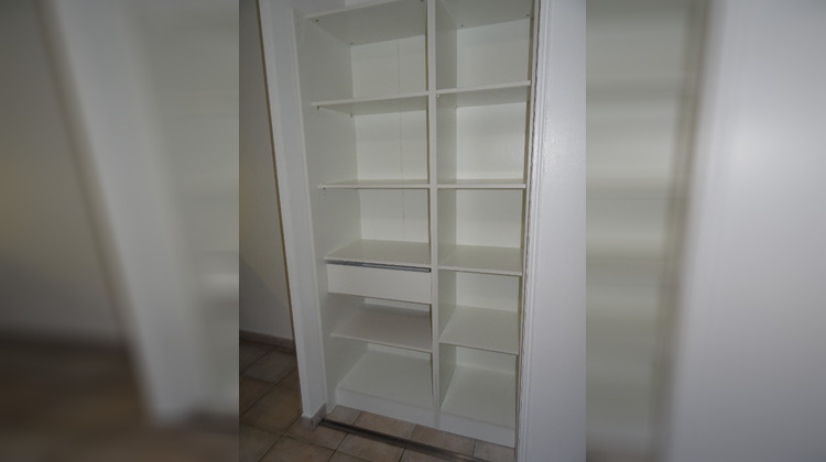 Ma-Cabane - Location Appartement AUNEAU, 30 m²