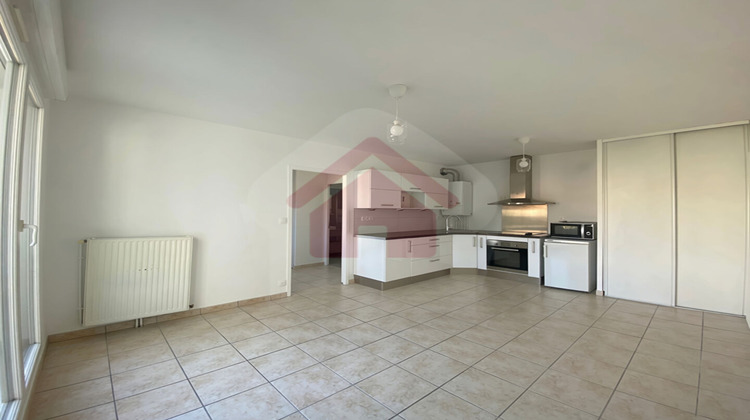 Ma-Cabane - Location Appartement AUNEAU, 33 m²