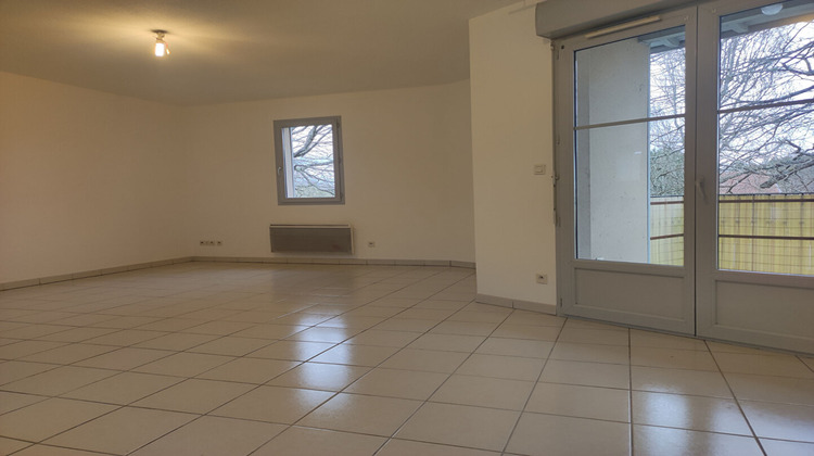 Ma-Cabane - Location Appartement AUREILHAN, 56 m²