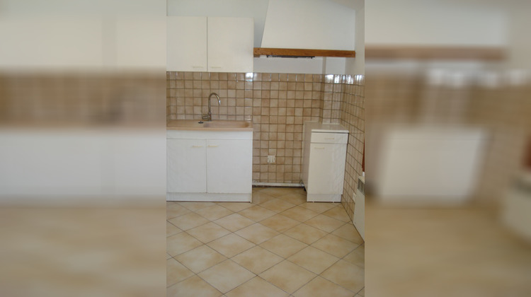 Ma-Cabane - Location Appartement AURIOL, 35 m²