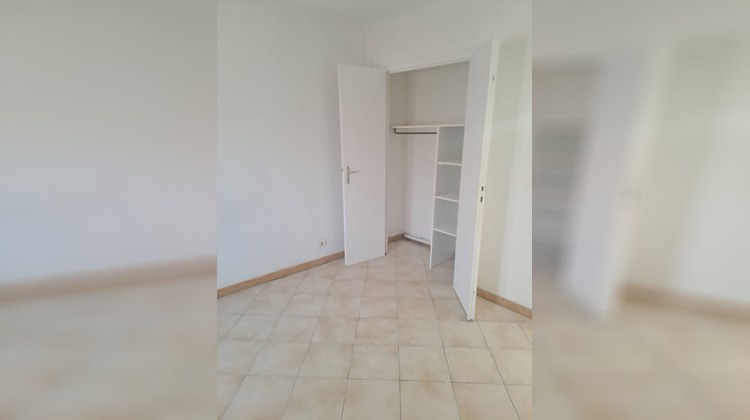 Ma-Cabane - Location Appartement AURIOL, 35 m²