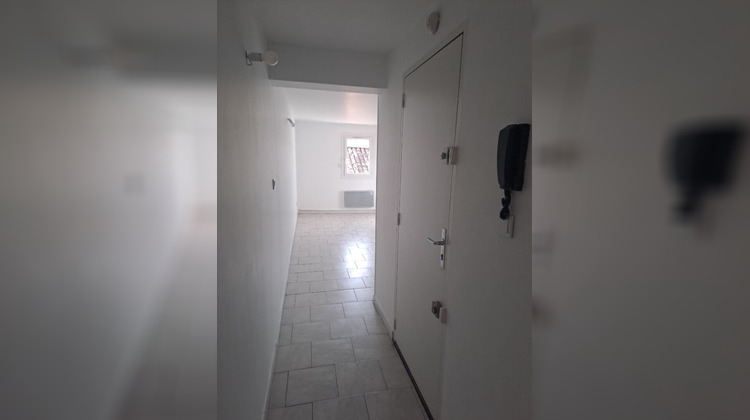 Ma-Cabane - Location Appartement AURIOL, 40 m²