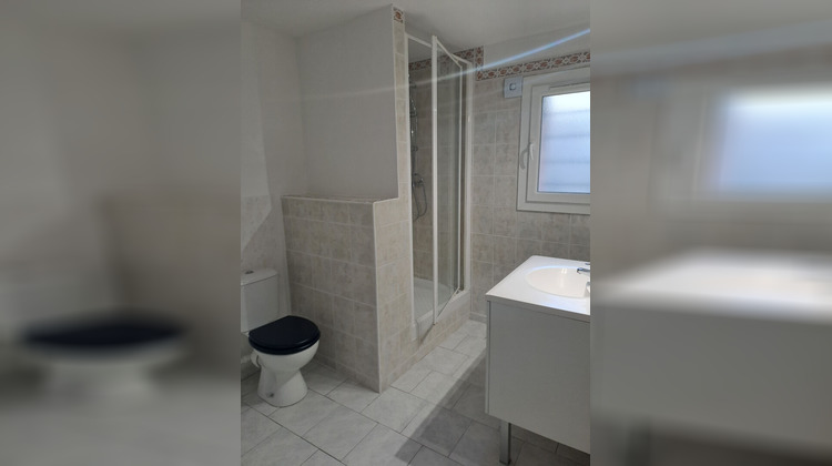 Ma-Cabane - Location Appartement AURIOL, 40 m²