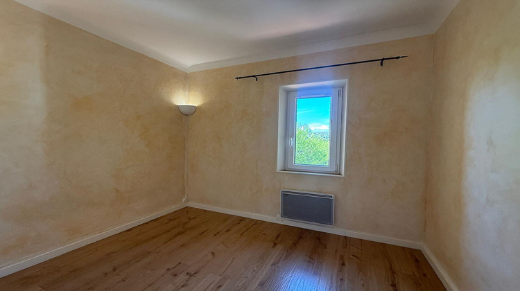 Ma-Cabane - Location Appartement AURIOL, 94 m²