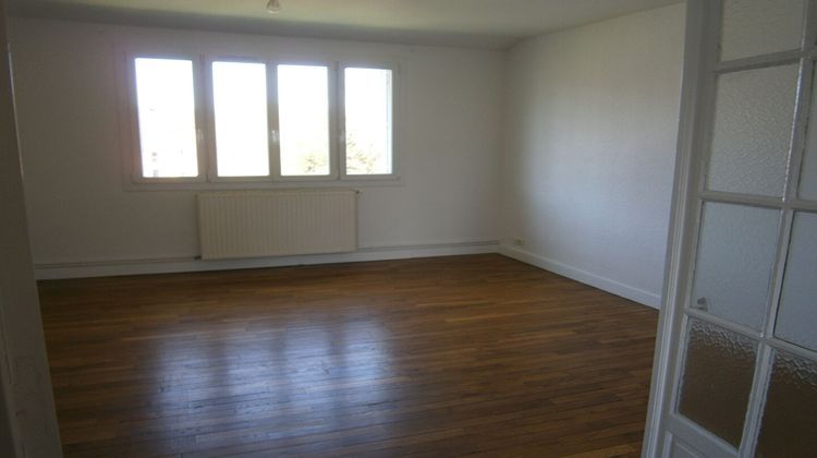 Ma-Cabane - Location Appartement AUTUN, 98 m²