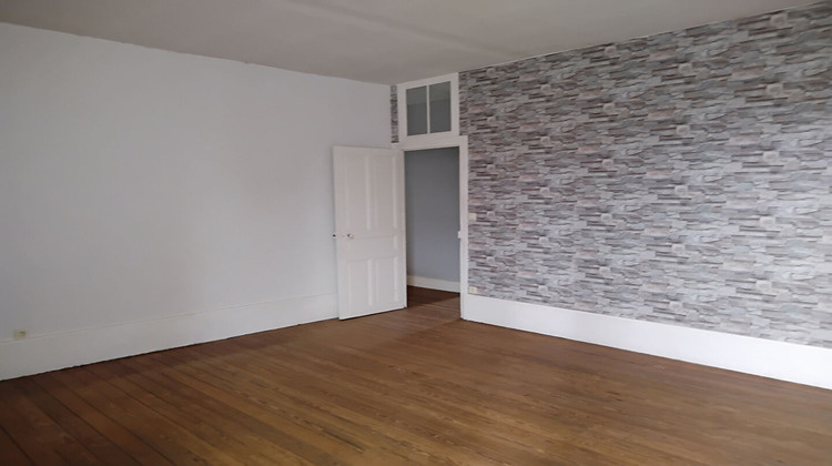 Ma-Cabane - Location Appartement AUTUN, 110 m²