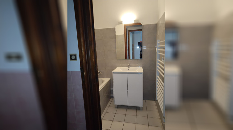 Ma-Cabane - Location Appartement AUTUN, 35 m²