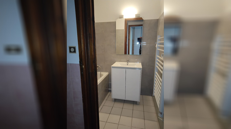 Ma-Cabane - Location Appartement AUTUN, 35 m²