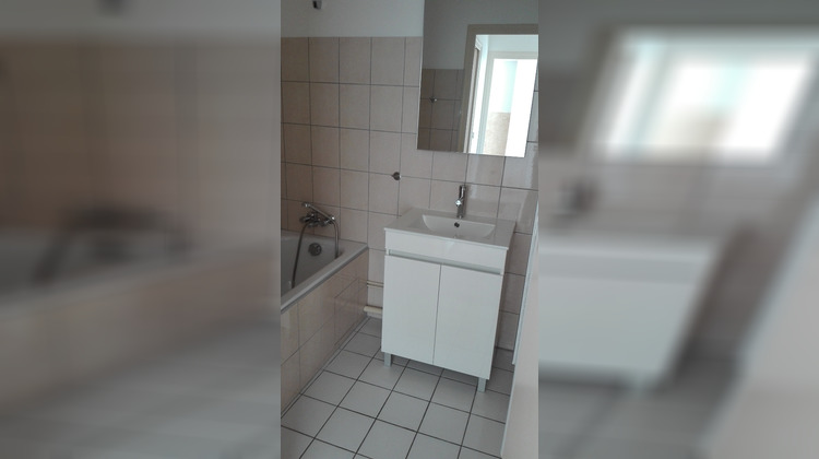 Ma-Cabane - Location Appartement AUTUN, 35 m²