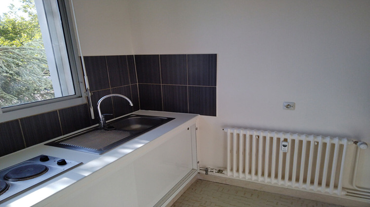 Ma-Cabane - Location Appartement AUTUN, 27 m²