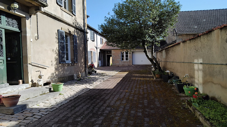 Ma-Cabane - Location Appartement AUTUN, 90 m²