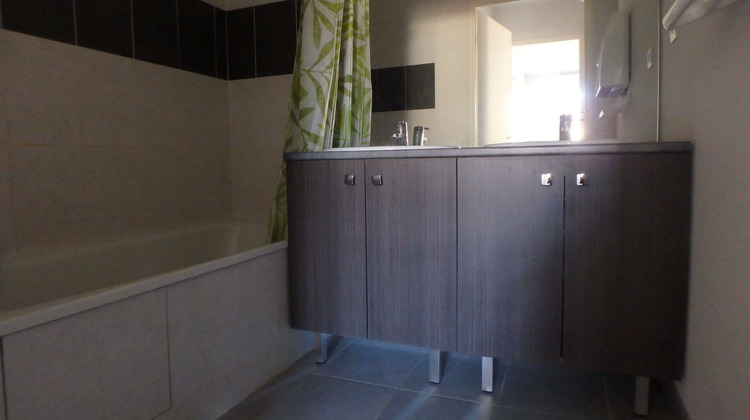 Ma-Cabane - Location Appartement AUZEVILLE-TOLOSANE, 66 m²