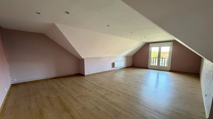 Ma-Cabane - Location Appartement AVELIN, 150 m²