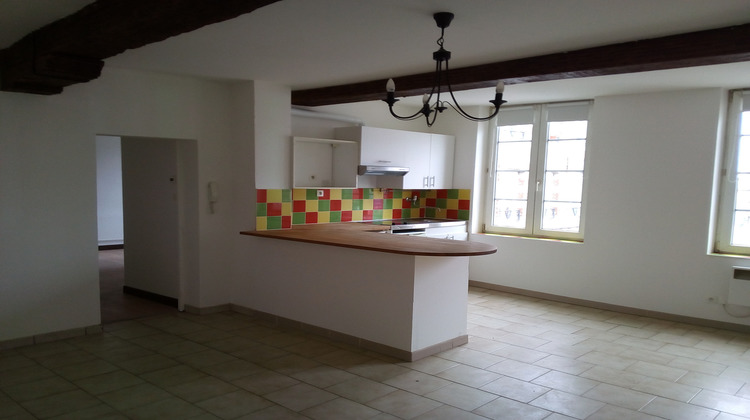 Ma-Cabane - Location Appartement Avesnes-sur-Helpe, 45 m²