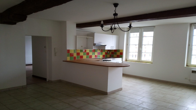Ma-Cabane - Location Appartement Avesnes-sur-Helpe, 45 m²
