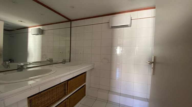 Ma-Cabane - Location Appartement AVIGNON, 65 m²
