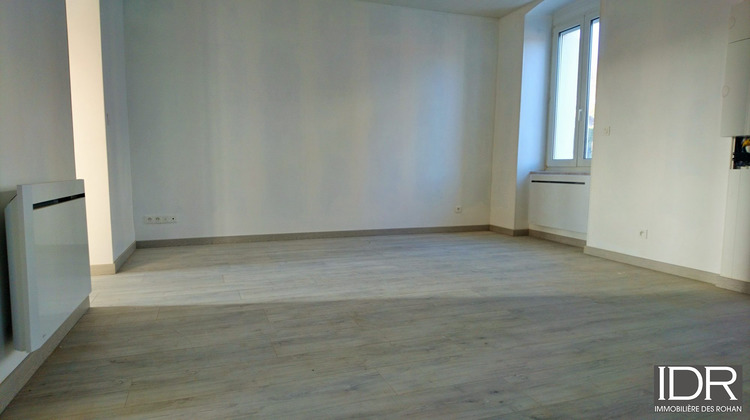 Ma-Cabane - Location Appartement Avricourt, 61 m²
