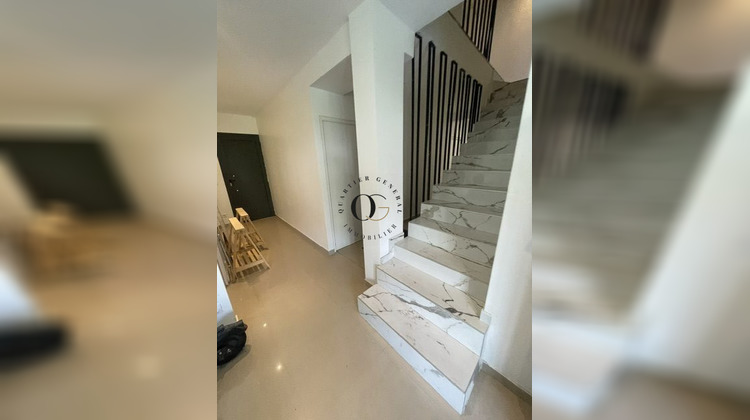Ma-Cabane - Location Appartement Bagneux, 220 m²