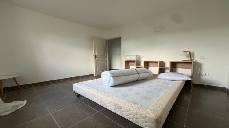 Ma-Cabane - Location Appartement Bagnols-sur-Cèze, 91 m²