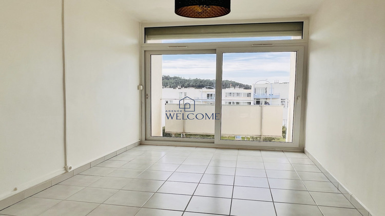 Ma-Cabane - Location Appartement Bagnols-sur-Cèze, 64 m²