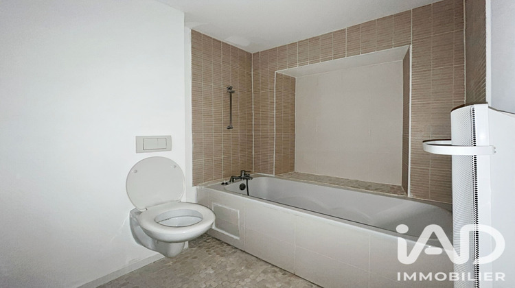 Ma-Cabane - Location Appartement Bagnols-sur-Cèze, 35 m²