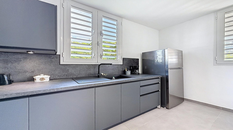 Ma-Cabane - Location Appartement Baie-Mahault, 81 m²