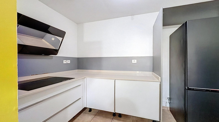 Ma-Cabane - Location Appartement Baie-Mahault, 77 m²