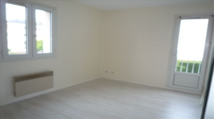 Ma-Cabane - Location Appartement BAILLY, 25 m²