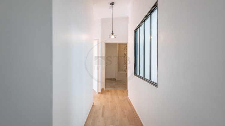 Ma-Cabane - Location Appartement Baix, 92 m²