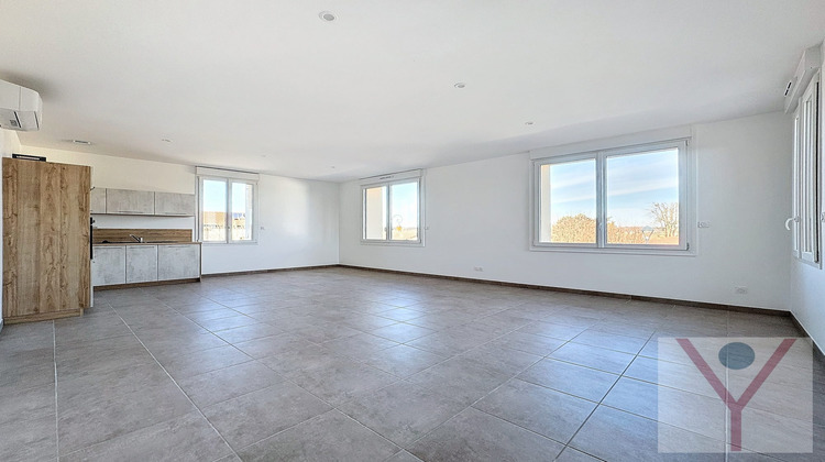 Ma-Cabane - Location Appartement Balan, 75 m²