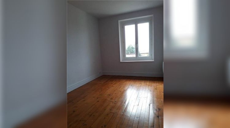 Ma-Cabane - Location Appartement BALBIGNY, 72 m²