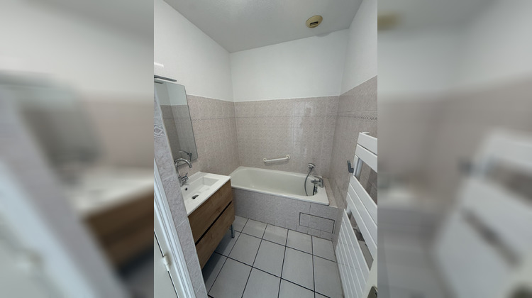 Ma-Cabane - Location Appartement BALBIGNY, 65 m²