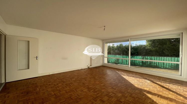 Ma-Cabane - Location Appartement Ballainvilliers, 77 m²