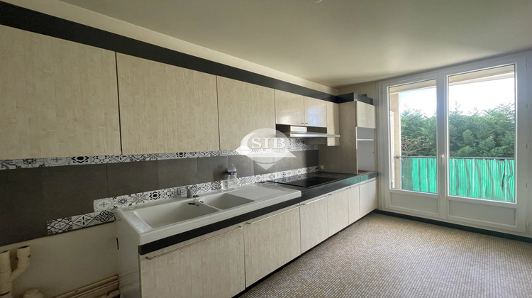 Ma-Cabane - Location Appartement Ballainvilliers, 77 m²