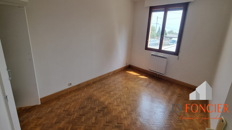 Ma-Cabane - Location Appartement Ballainvilliers, 84 m²