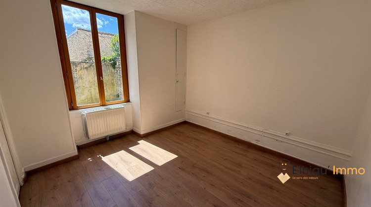 Ma-Cabane - Location Appartement Bar-sur-Aube, 47 m²