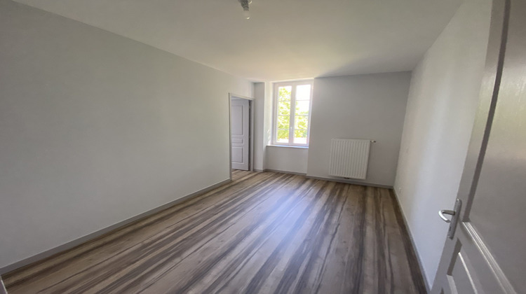 Ma-Cabane - Location Appartement Baraqueville, 99 m²