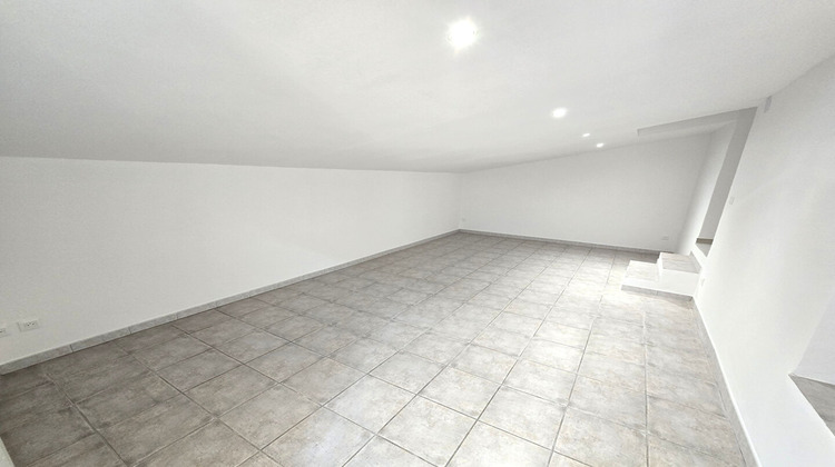 Ma-Cabane - Location Appartement BARJOLS, 69 m²