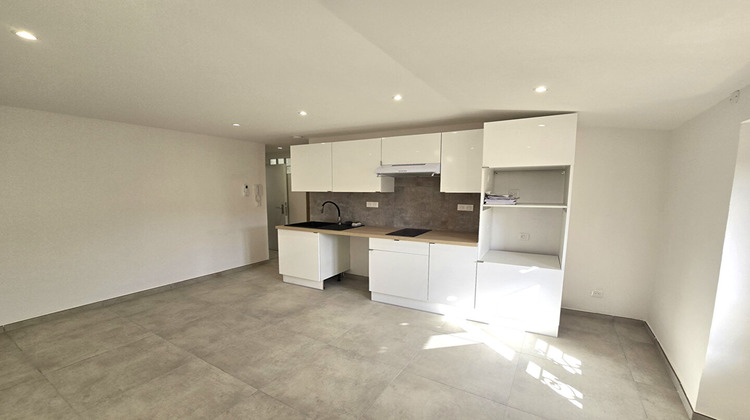 Ma-Cabane - Location Appartement BARJOLS, 34 m²