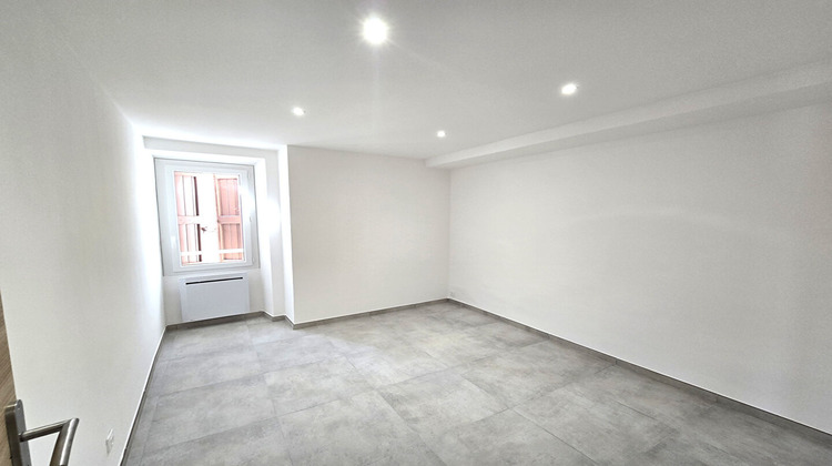 Ma-Cabane - Location Appartement BARJOLS, 34 m²