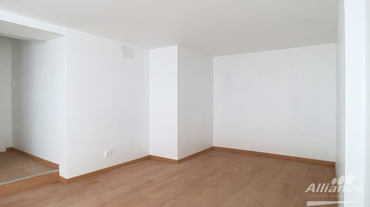 Ma-Cabane - Location Appartement Bart, 46 m²