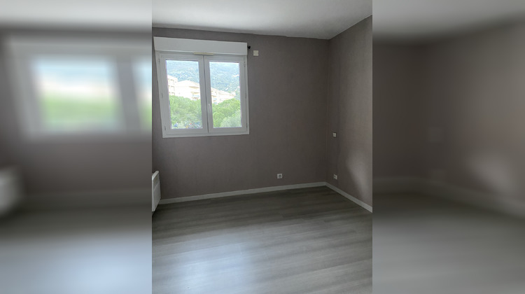 Ma-Cabane - Location Appartement Bastia, 76 m²