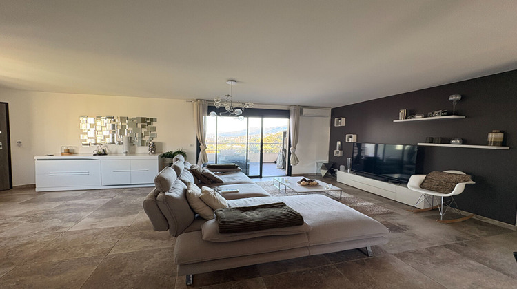 Ma-Cabane - Location Appartement BASTIA, 75 m²