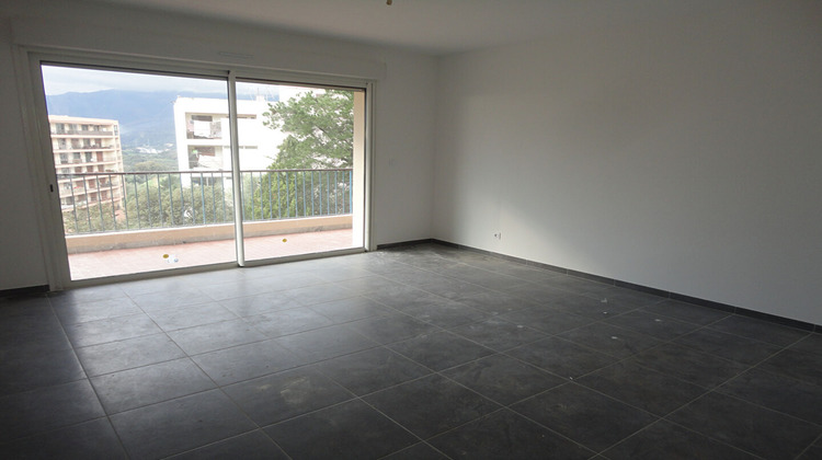 Ma-Cabane - Location Appartement BASTIA, 81 m²